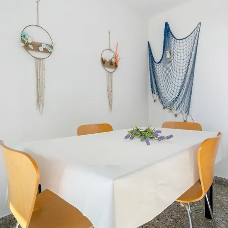 Pineda 1a Linia Mar Appartement *