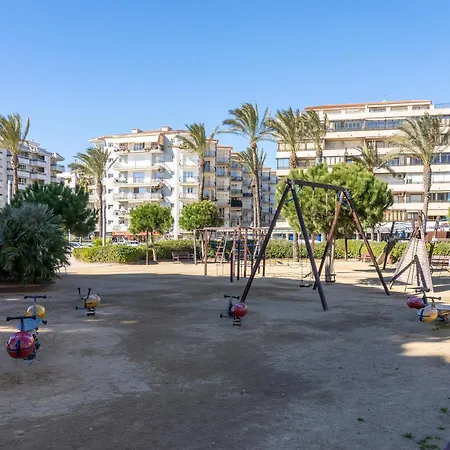 Pineda 1a Linia Mar Appartement *